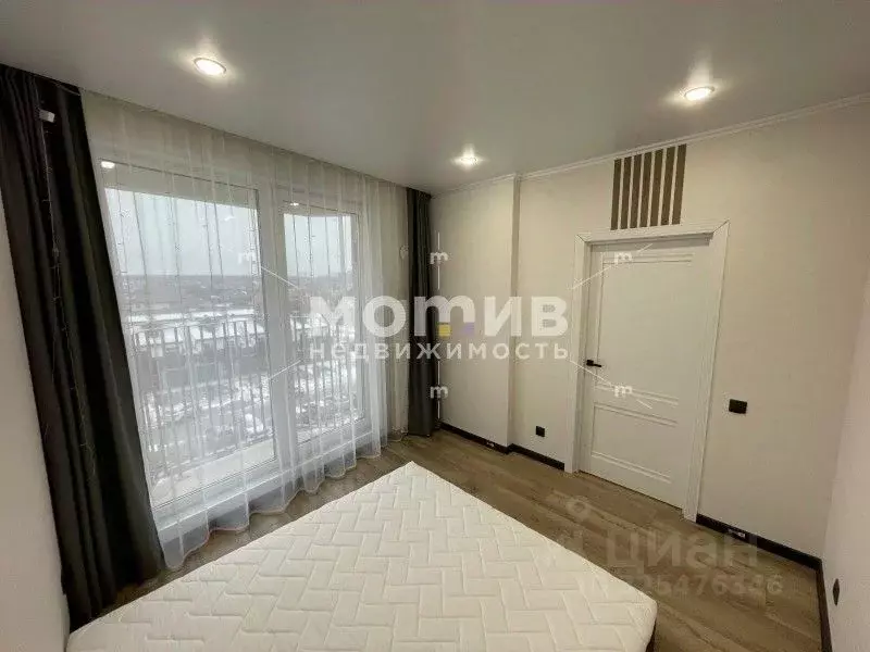 1-к кв. Тюменская область, Тюмень ул. Фармана Салманова, 3 (31.9 м) - Фото 2