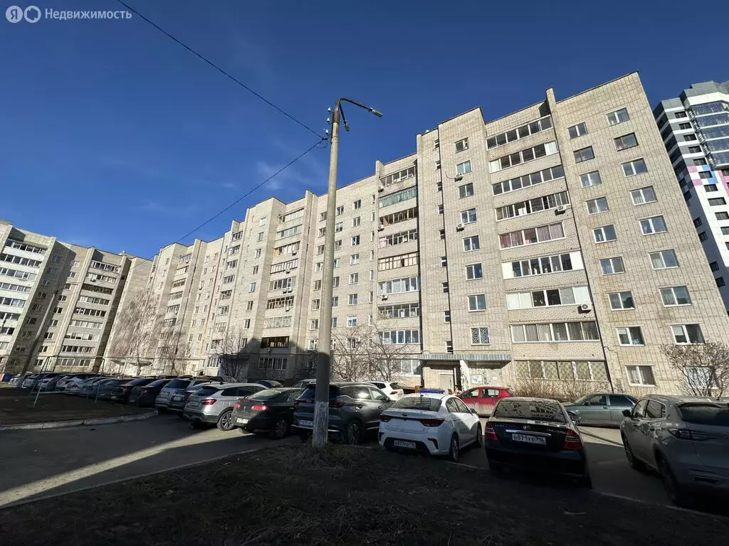 3-комнатная квартира: Елабуга, улица Марджани, 22 (64.1 м) - Фото 1