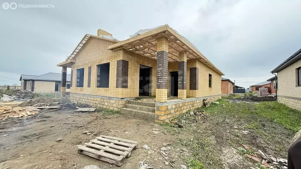 Дом в Михайловск, улица Михаила Лазарева (130 м) - Фото 2