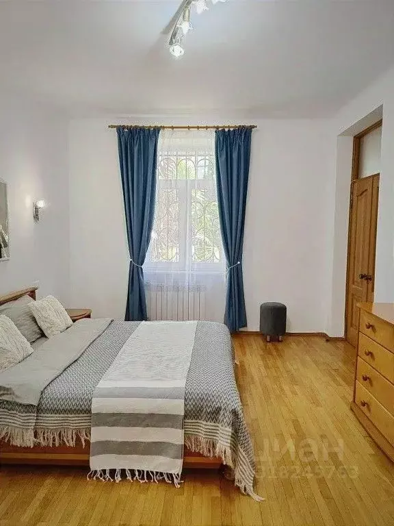 2-к кв. Краснодарский край, Сочи пер. Севастопольский, 8 (48.0 м) - Фото 0