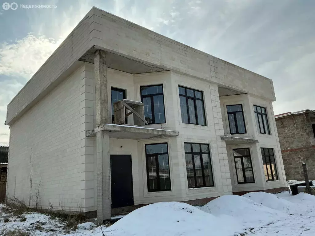 Дом в Горячий Ключ, улица Кондратьева, 81 (160 м) - Фото 1