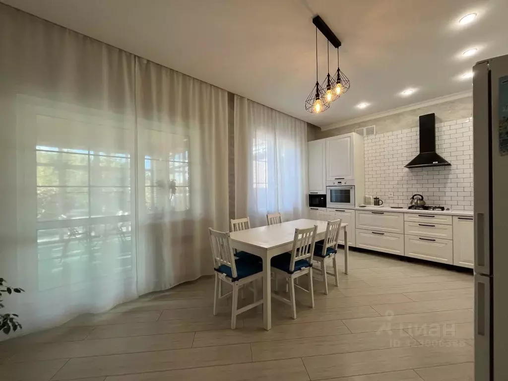 Дом в Ростовская область, Азовский район, Поселок Красный сад ул. ... - Фото 2