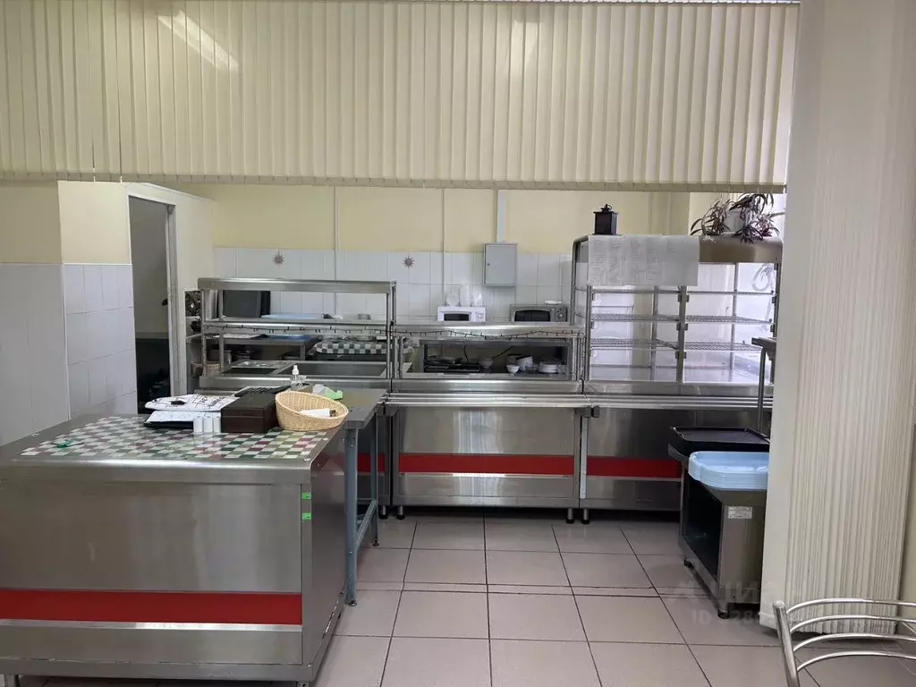 Помещение свободного назначения в Брянская область, Брянск ул. ... - Фото 1