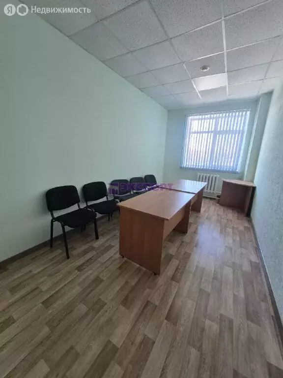 Офис (220 м) - Фото 1
