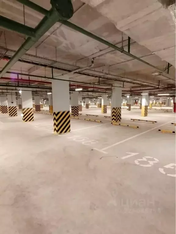 Гараж в Московская область, Ленинский городской округ, пос. Битца ... - Фото 1