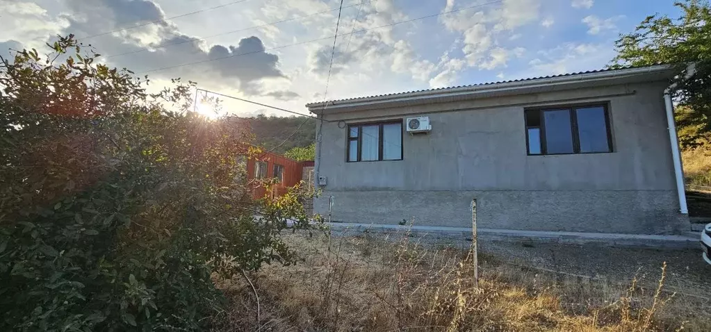 Дом в Крым, Алушта муниципальный округ, с. Малый Маяк  (90 м) - Фото 2