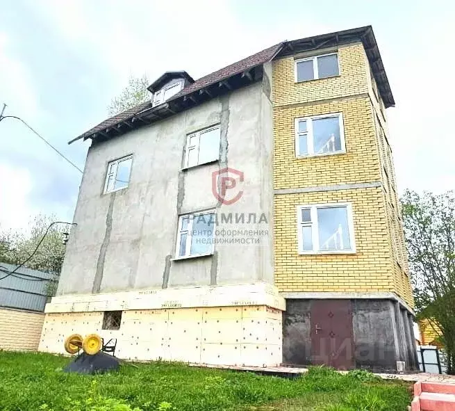 Дом в Московская область, Сергиев Посад д. Зубачево,  (260 м) - Фото 1