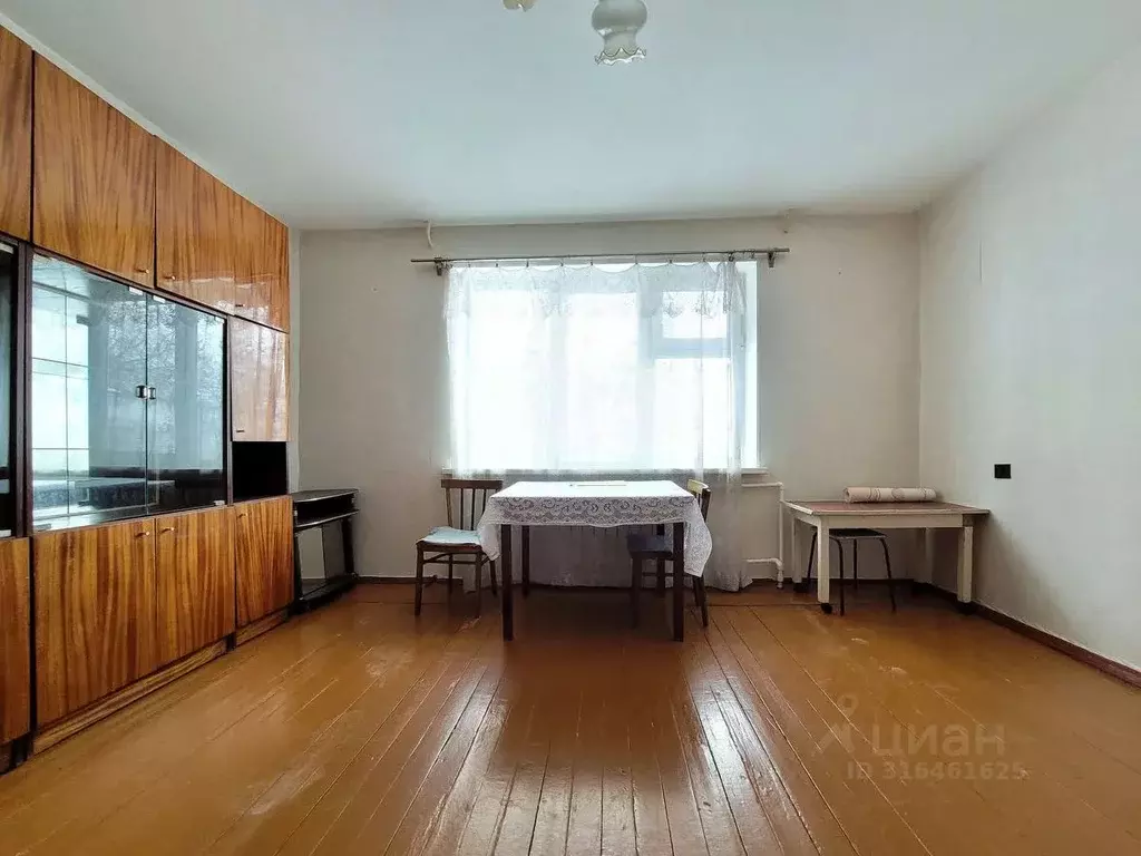 2-к кв. Челябинская область, Миасс Азовская ул., 19 (52.6 м) - Фото 0