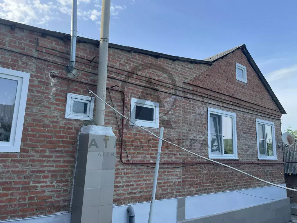 Дом в Хадыженск, улица Добролюбова (82 м) - Фото 1