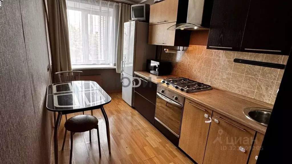 3-к кв. Саратовская область, Энгельс Полиграфическая ул., 188 (61.0 м) - Фото 1