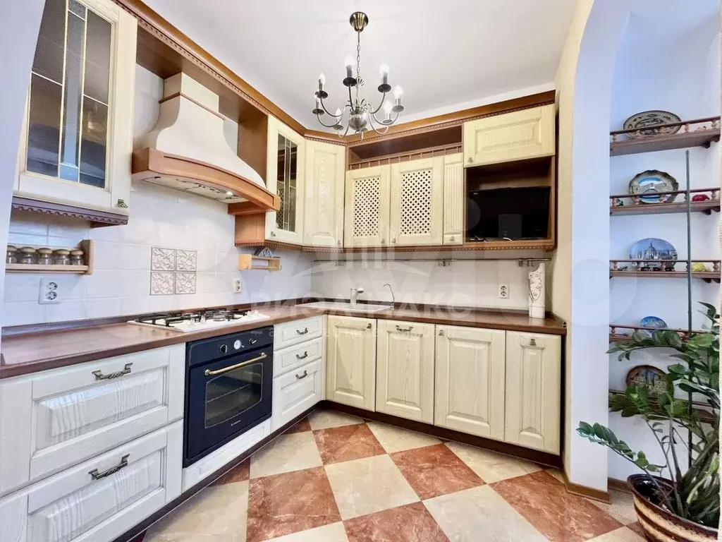 2-к. квартира, 74 м, 9/9 эт. - Фото 0