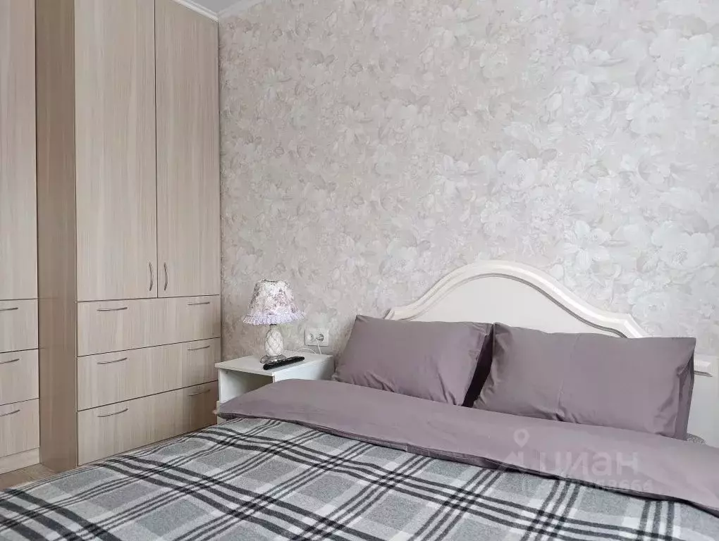 2-к кв. Кемеровская область, Новокузнецк ул. Луначарского, 8 (47.0 м) - Фото 1