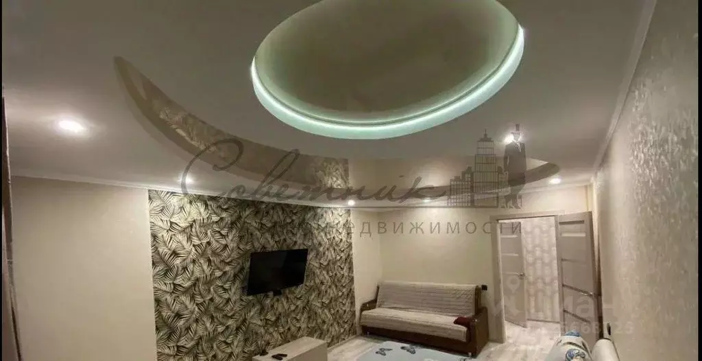 2-к кв. Белгородская область, Старый Оскол ул. Ватутина, 85 (64.3 м) - Фото 1