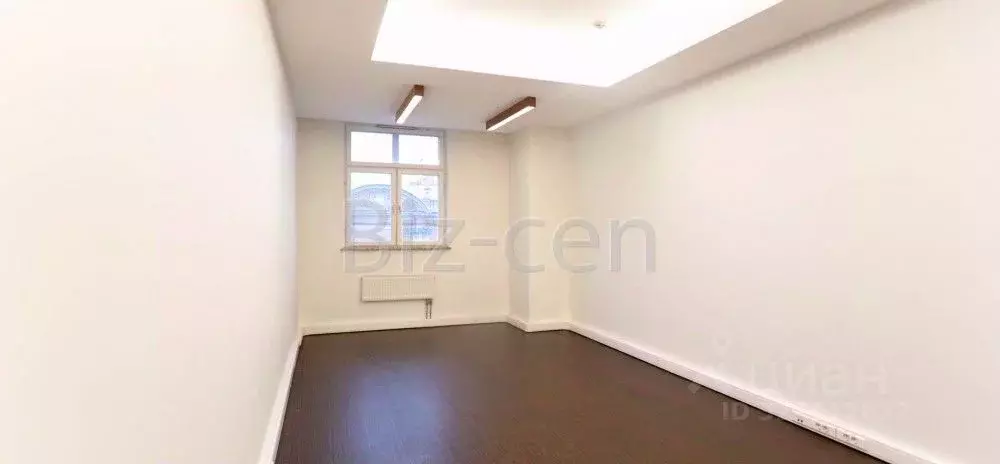 Офис в Санкт-Петербург Невский просп., 68а (324 м) - Фото 2