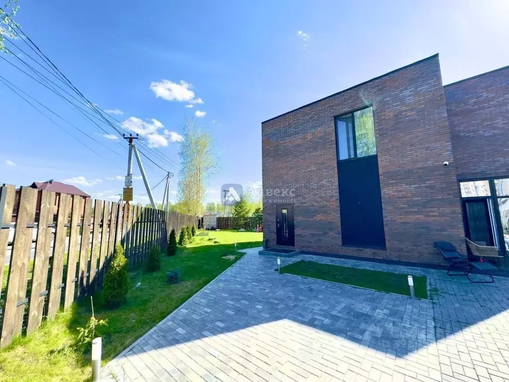 Дом в Тюменская область, Тюменский муниципальный округ, пос. ... - Фото 1