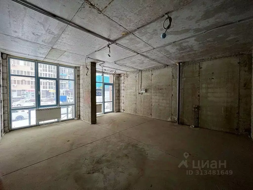 Помещение свободного назначения в Краснодарский край, Краснодар Имени ... - Фото 0