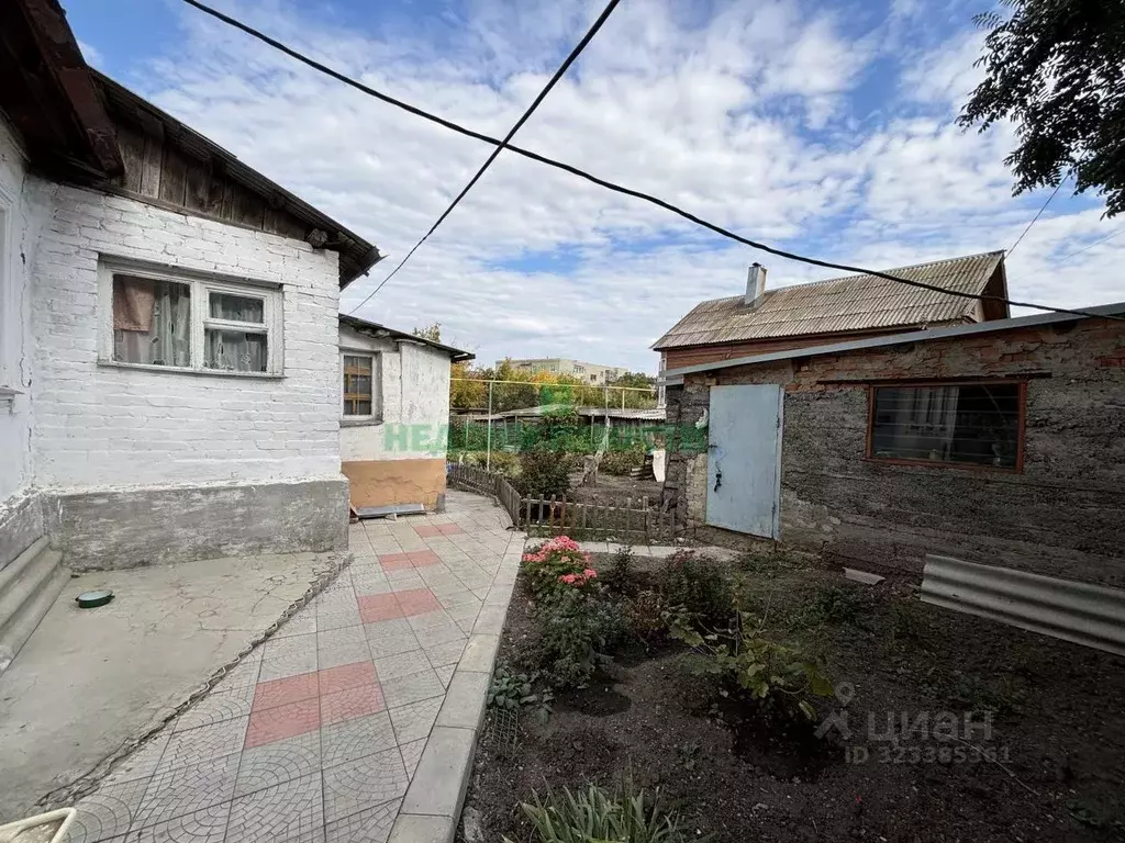 Дом в Саратовская область, Вольск ул. Орджоникидзе, 118 (67 м) - Фото 2