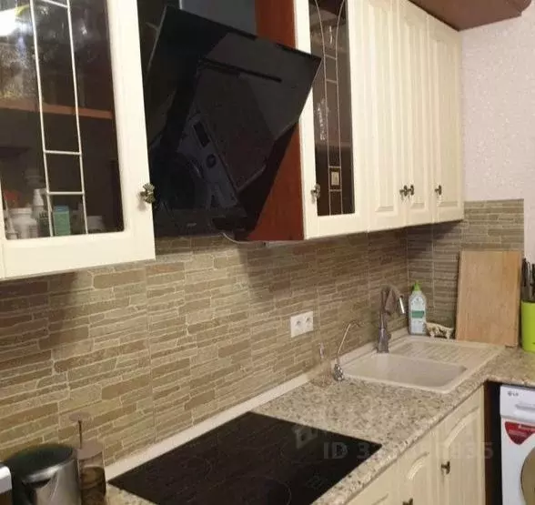 2-к кв. Москва, Москва, Московский г. ул. Радужная, 2 (72.0 м) - Фото 1