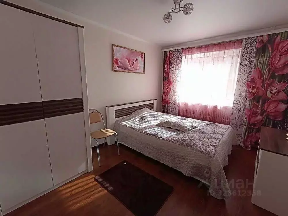 3-к кв. Краснодарский край, Крымск Линейная ул., 2А (62.3 м) - Фото 1