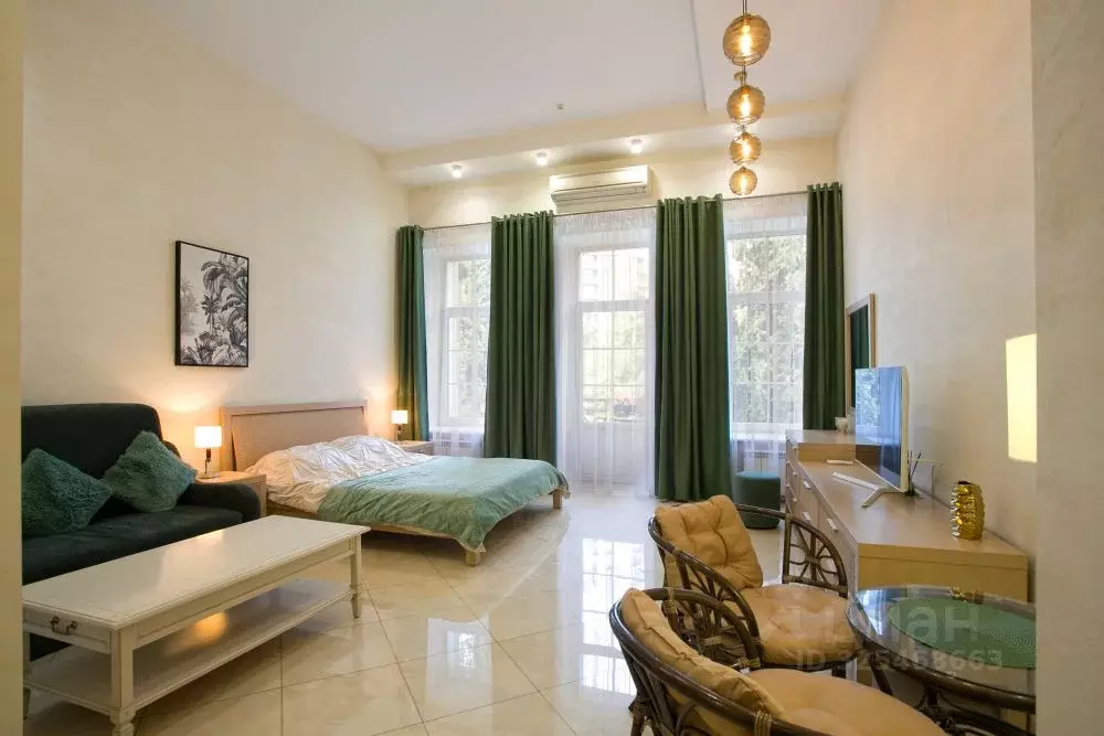 1-к кв. Крым, Ялта наб. Имени В.И. Ленина, 13 (51.0 м) - Фото 1