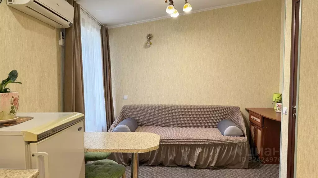 2-к кв. Крым, Симферополь спуск Суворовский, 9 (42.0 м) - Фото 2