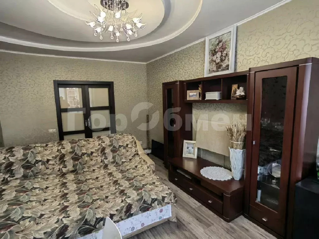 Продается 3-комнатная квартира - Фото 1