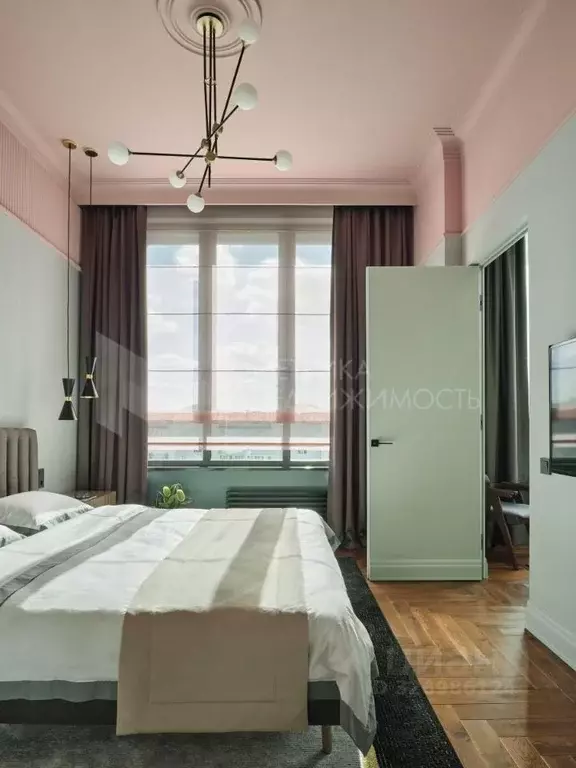 2-к кв. Тюменская область, Тюмень ул. Усиевича, 16 (73.0 м) - Фото 1