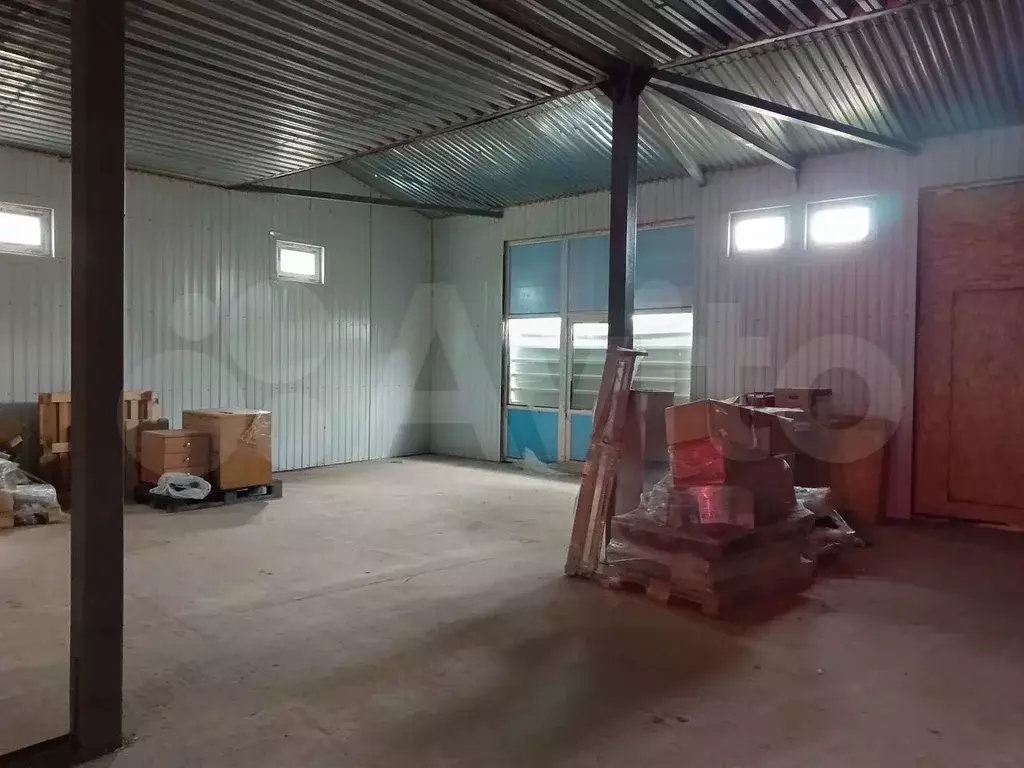 Свободного назначения, можно для проживания, 200 м - Фото 0