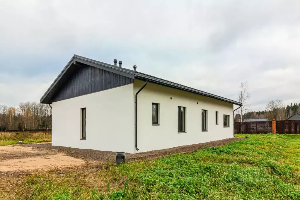 Дом в Ленинградская область, Выборг Хутор Придорожное кп,  (114 м) - Фото 1