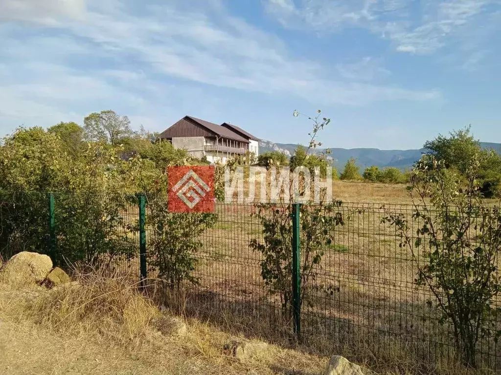 Дом в Крым, Бахчисарайский район, Голубинское с/пос, с. Солнечноселье ... - Фото 2