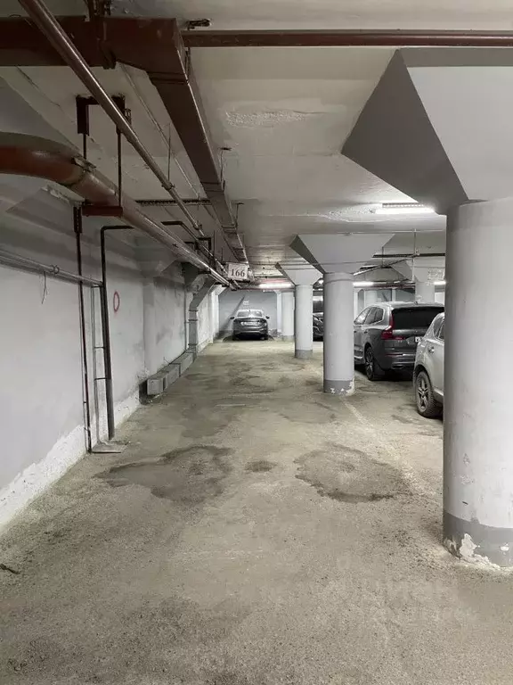 Гараж в Свердловская область, Екатеринбург ул. Радищева, 33 (20 м) - Фото 1