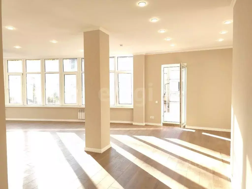 3-к кв. Крым, Ялта ул. Киевская, 44 (132.9 м) - Фото 1