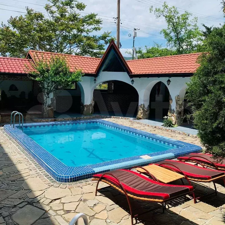 Комната 16 м, 1/2 эт. - Фото 1
