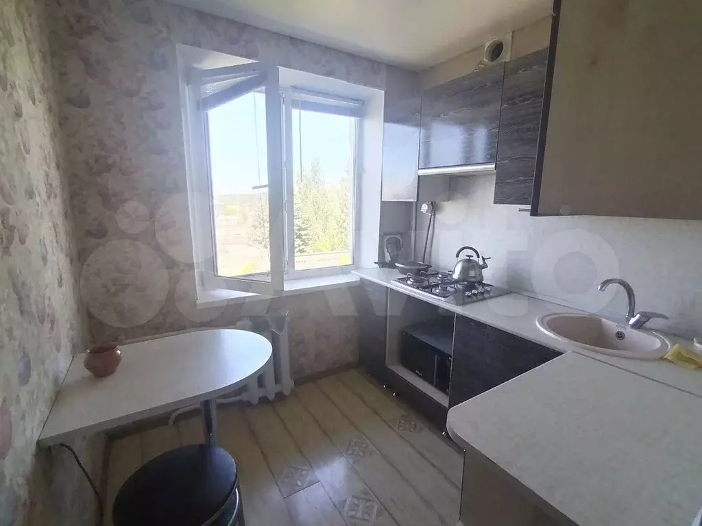 4-к. квартира, 63 м, 5/5 эт. - Фото 0