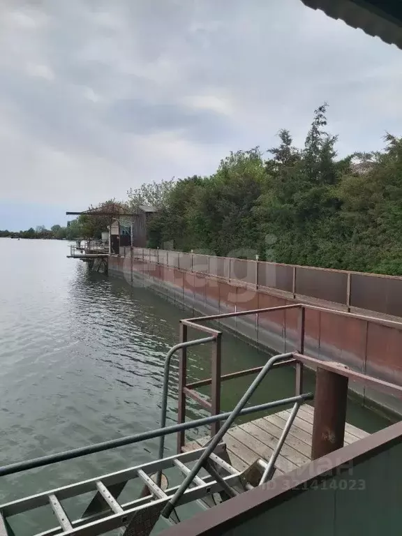 Дом в Ростовская область, Азовский район, Елизаветинская ст-ца ... - Фото 1
