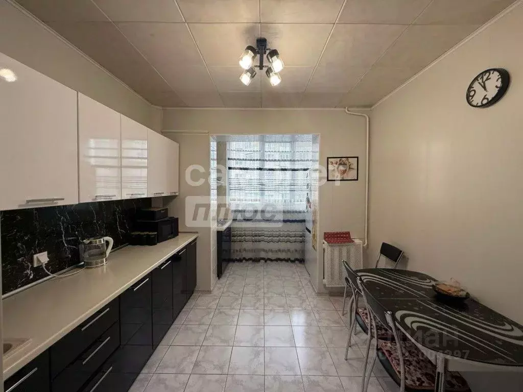 2-к кв. Кабардино-Балкария, Нальчик ул. Атажукина, 4 (60.0 м) - Фото 1