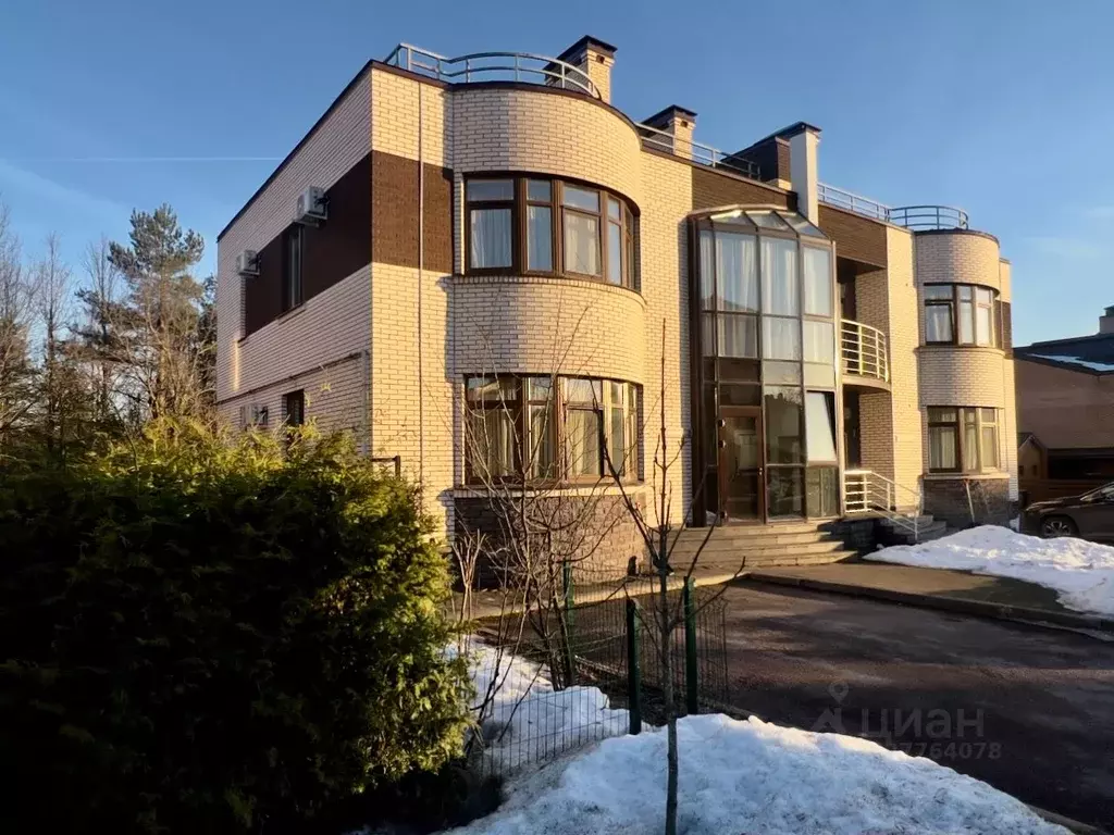 Таунхаус в Ленинградская область, Всеволожский район, Кузьмоловский ... - Фото 1