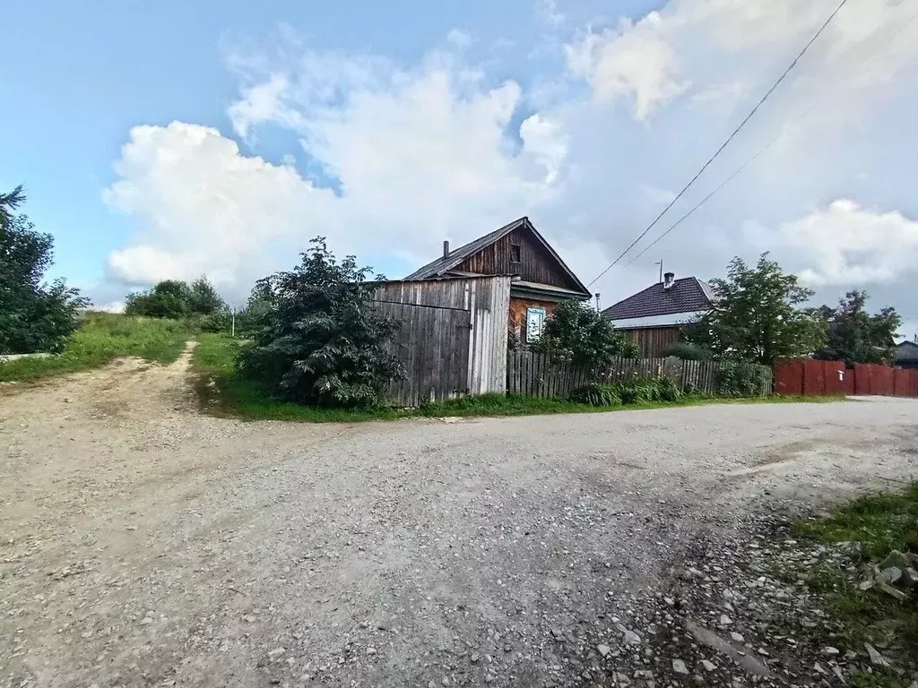 Дом в Пермский край, Соликамск Хасановская ул., 5 (30 м) - Фото 1