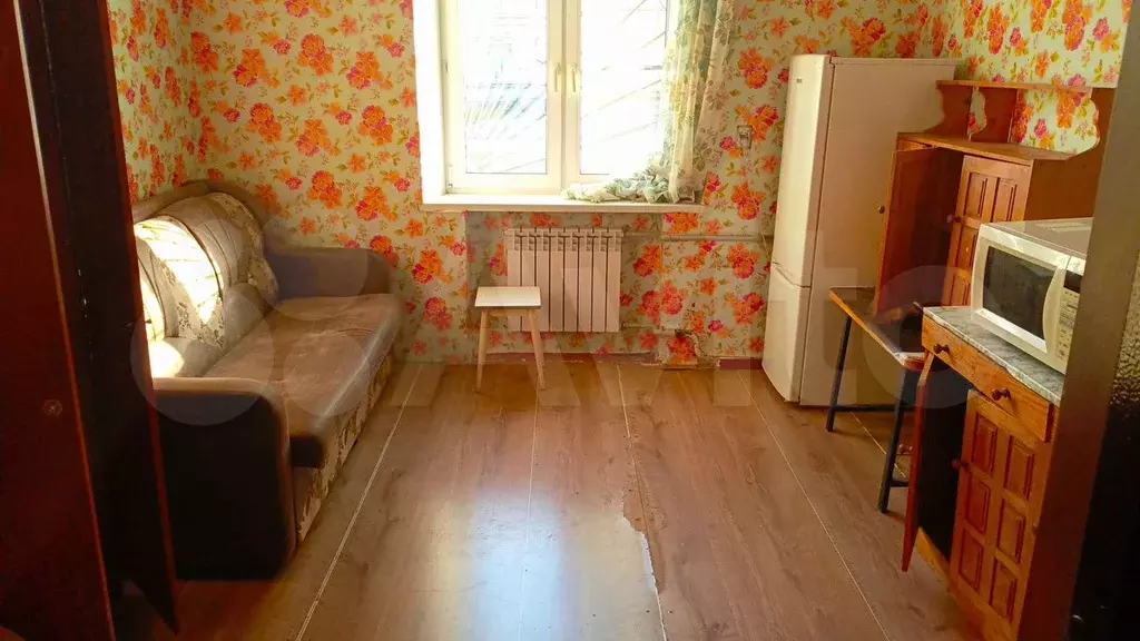 Комната 12,5 м в 9-к., 1/5 эт. - Фото 1