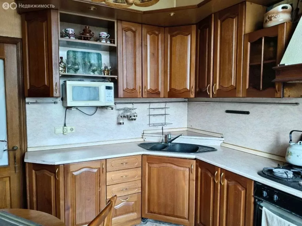 3-комнатная квартира: Москва, Большой Матросский переулок, 1 (63.2 м) - Фото 2