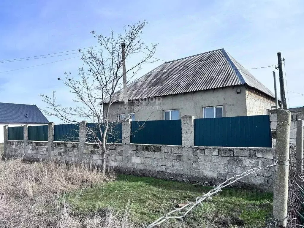 Дом в Крым, Кировский район, с. Владиславовка ул. Ленина, 39А (89 м) - Фото 1