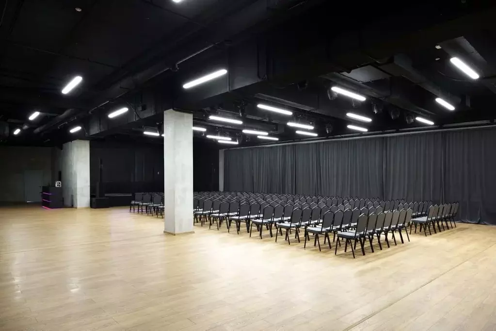 Помещение свободного назначения в Москва просп. Мира, 64 (884 м) - Фото 1