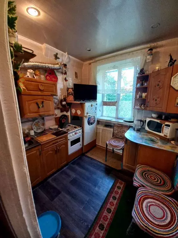 Комната 18 м в 2-к., 2/4 эт. - Фото 1