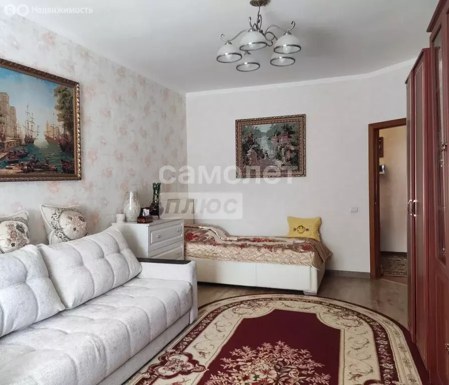 1-комнатная квартира: Наро-Фоминск, улица Войкова, 1 (50.1 м) - Фото 1