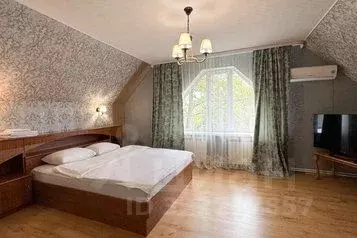 Дом в Ростовская область, Каменск-Шахтинский ул. Танкистов, 176 (135 ... - Фото 1