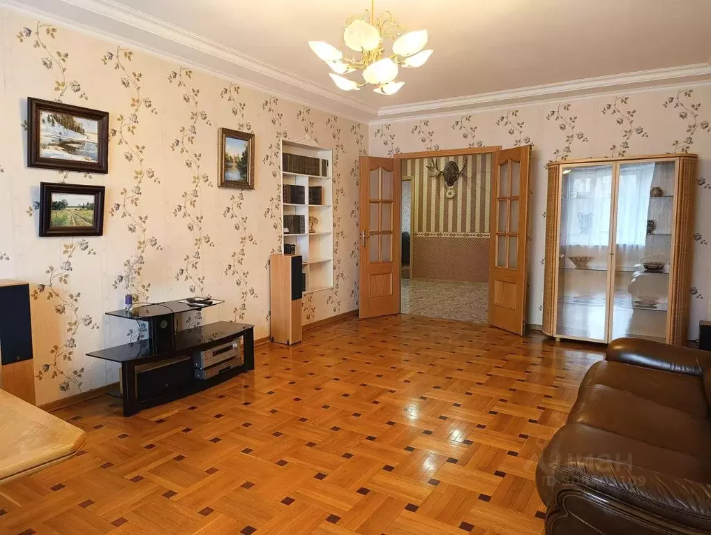 3-к кв. Санкт-Петербург Костромской просп., 48 (115.0 м) - Фото 0