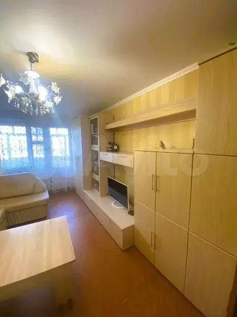 3-к. квартира, 65м, 1/5эт. - Фото 1