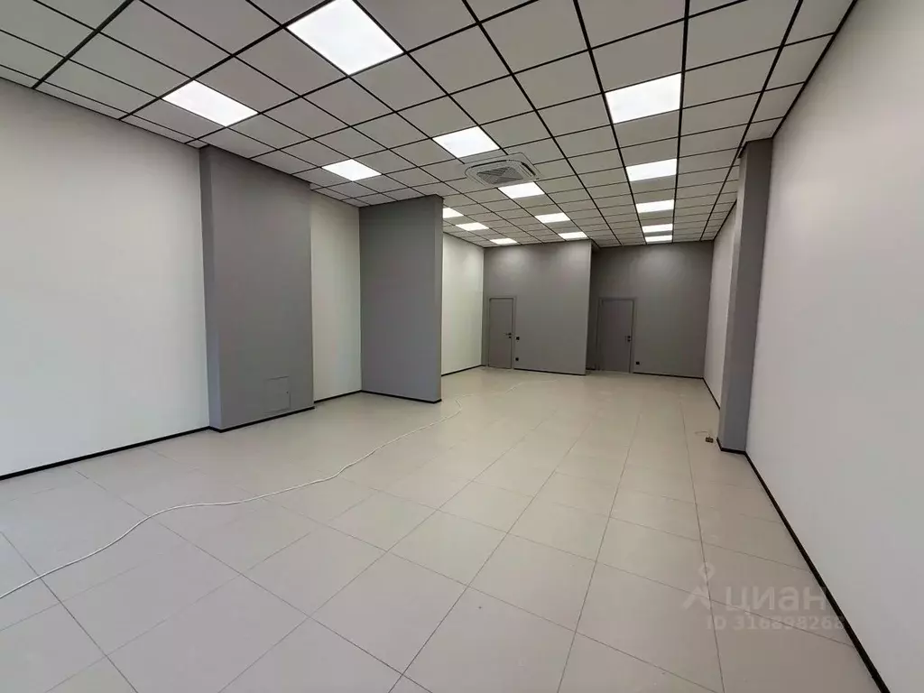 Помещение свободного назначения в Краснодарский край, Новороссийск ... - Фото 1