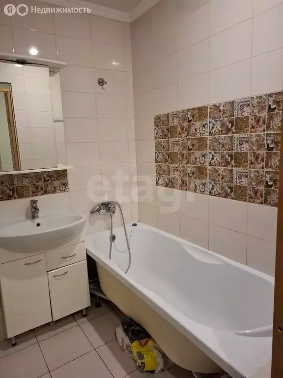 1-комнатная квартира: Брянск, улица Комарова, 55 (38.6 м) - Фото 2