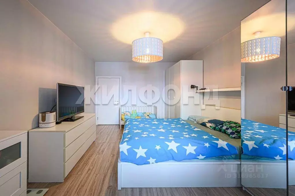 Квартира, 3 комнаты, 90 м - Фото 0